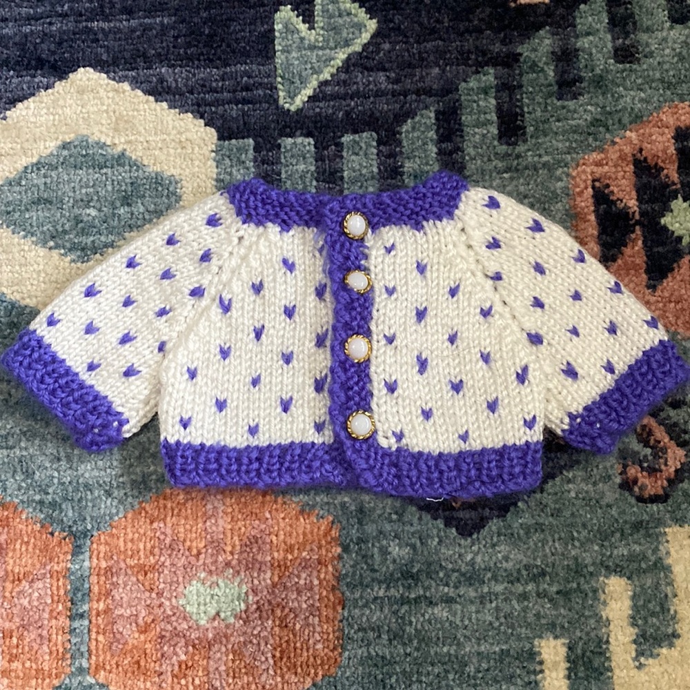 Hand knit cardigan for 18 inch doll